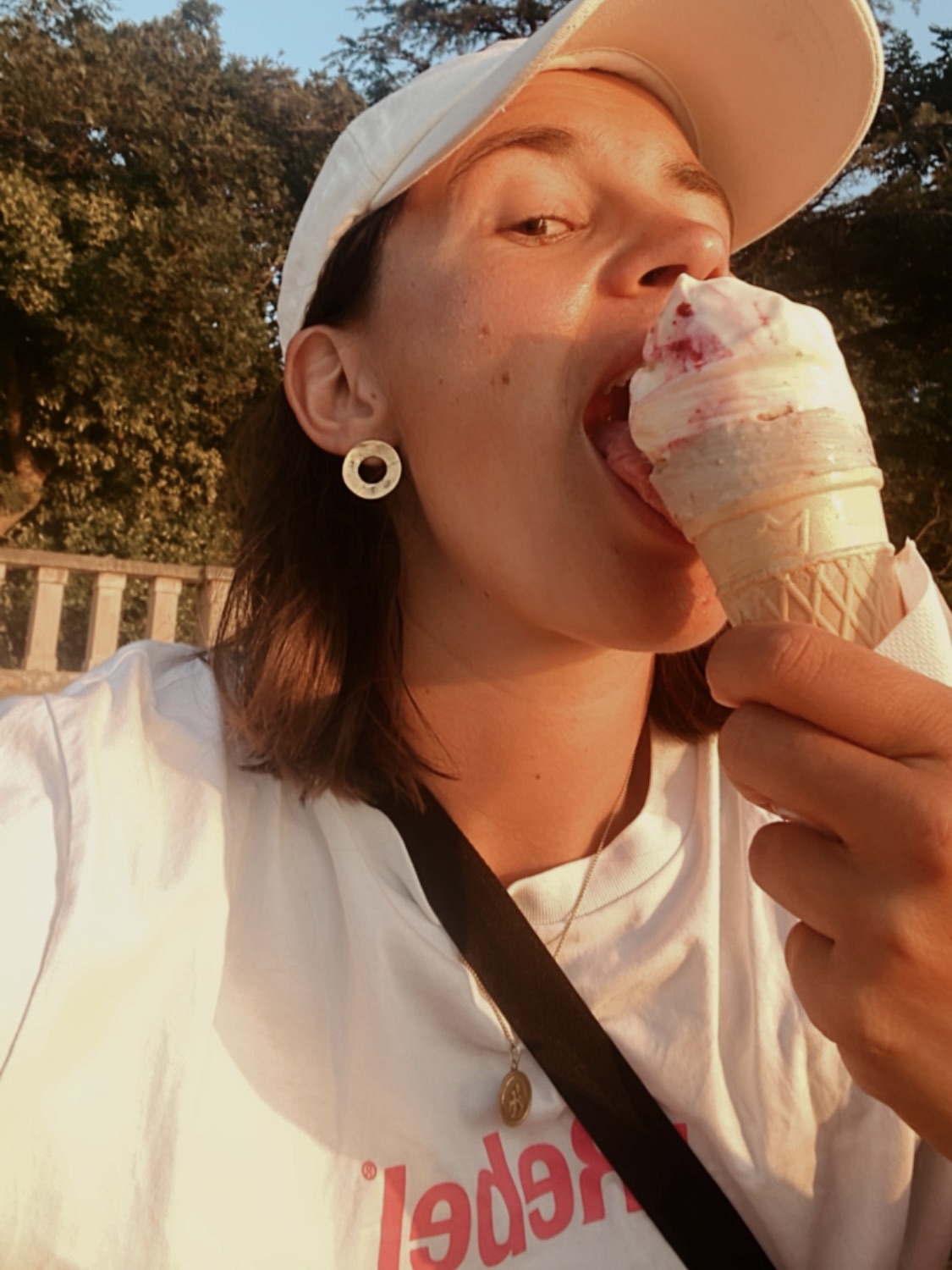 a8e54a0e b6ea 4c20 a4e0 e08a6f55e9a7 2.jpg